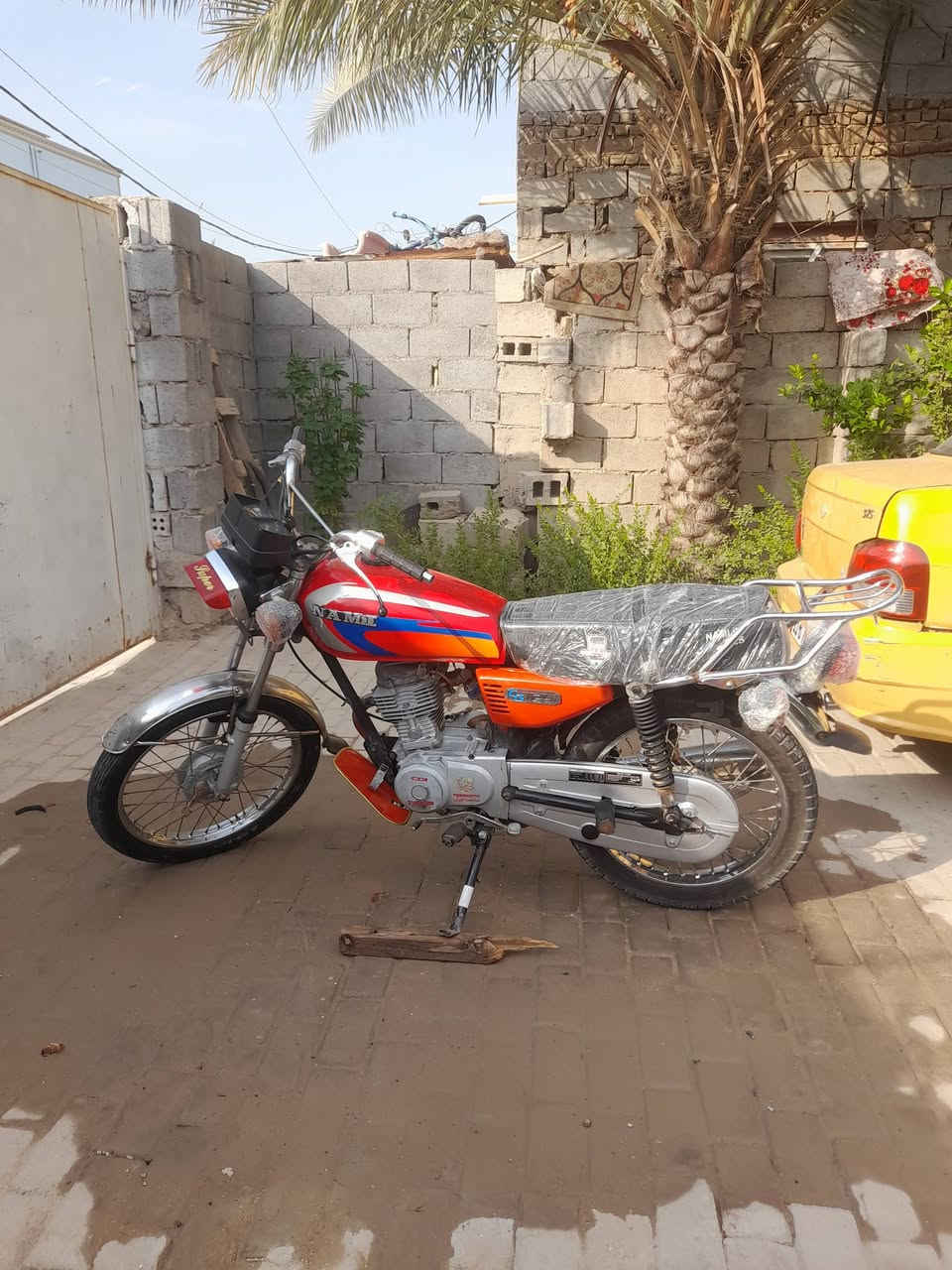 للبيع اربعه كير محرك حلو موديل ١٨ اوراق اصولي دراجه حلوه مال شغل السعر ٤٥٠ وبيهة مجال قليل المكان كربلاء شارع بغداد قرب سيد الوصياء عمود١٢٨ لستفسار على الرقم ***********
