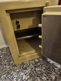 بوفيه • قديمه • ٥٣سم
