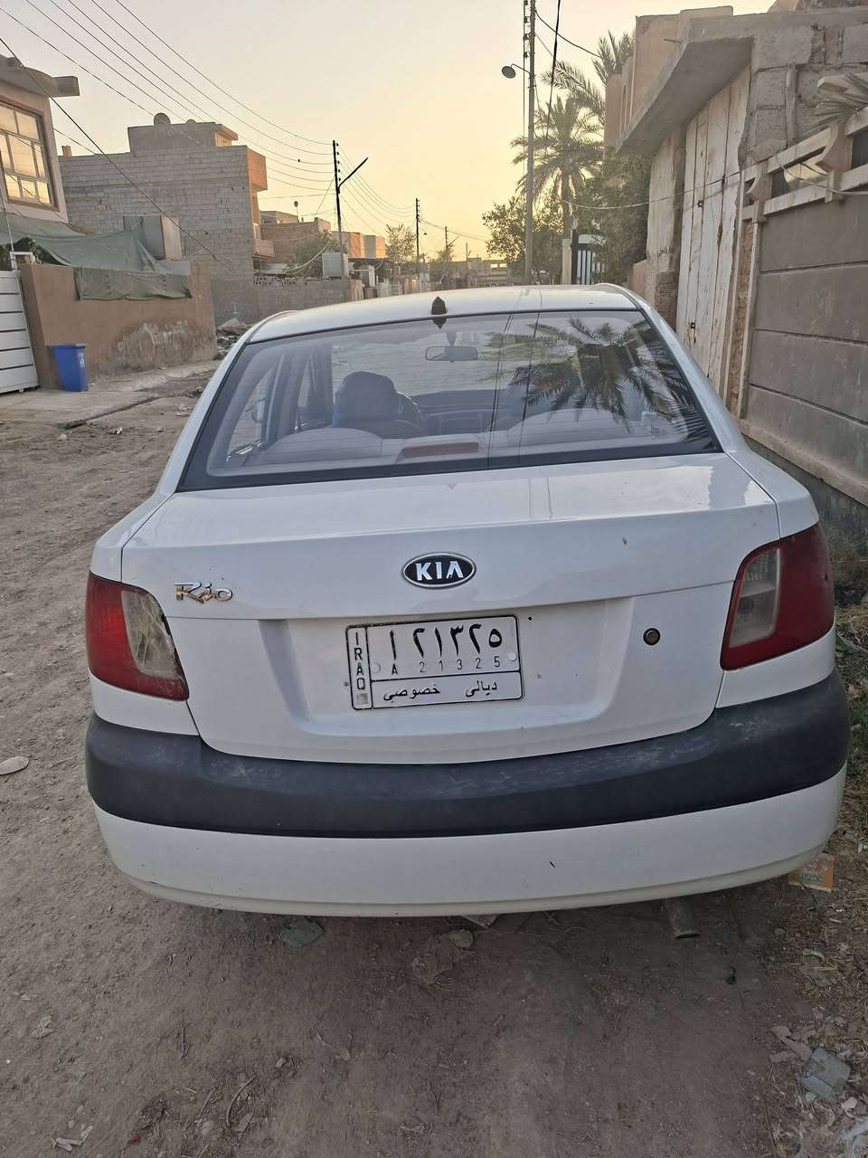ريو موديل 2009
بيها قطعتين صبغ السونار مرفق بالصور 
سيارة تبريد و مكينة و گير مكفولة 
مكينة 1600
رقم ديالى
مكان ديالى بعقوبة 
السعر 82 و ليها مجال 
الاستفسار واتساب ***********
