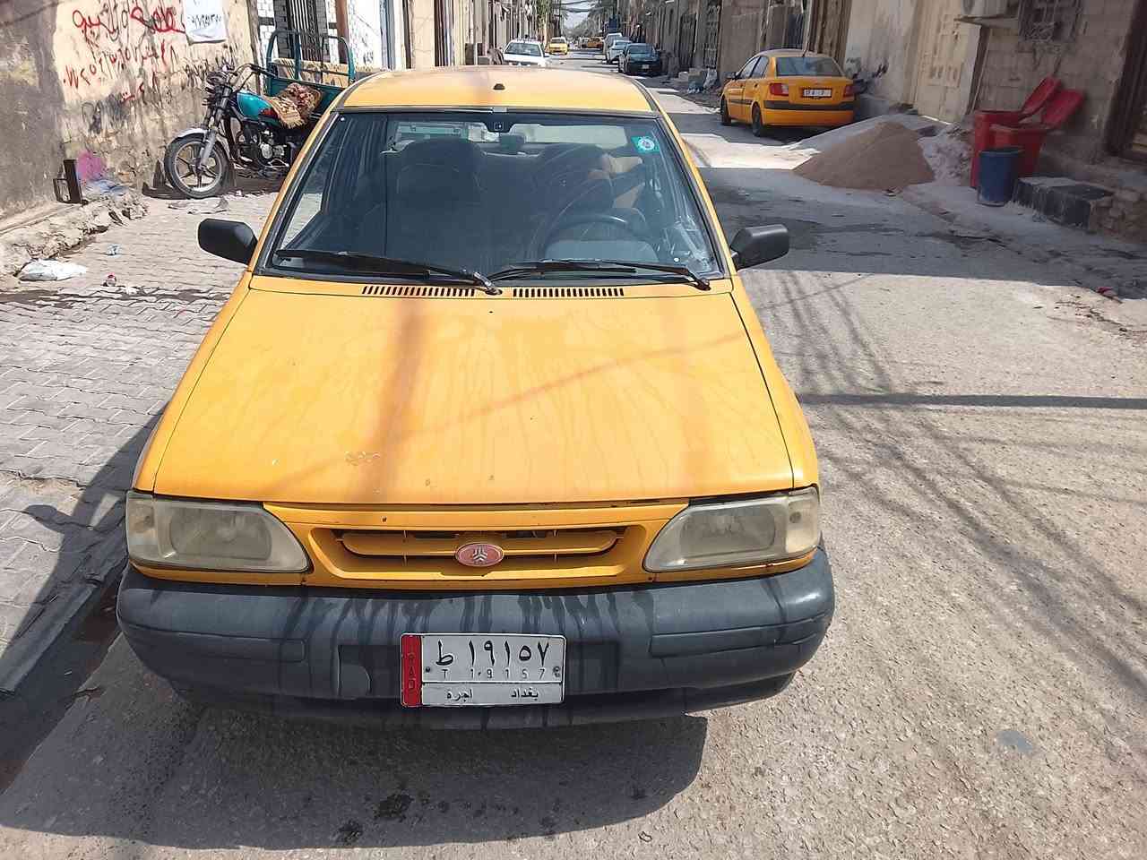 سلام عليكم سايبه للبيع موديل 11 بيه طخه جاملخ خلفي وباقي مكفولة محرك وكير وحداديه وتخم تاير وشواصي شرط كفاله رقم نكليزي باقي على ستلام الواحات مكان كربلاء سعره 19       ***********
