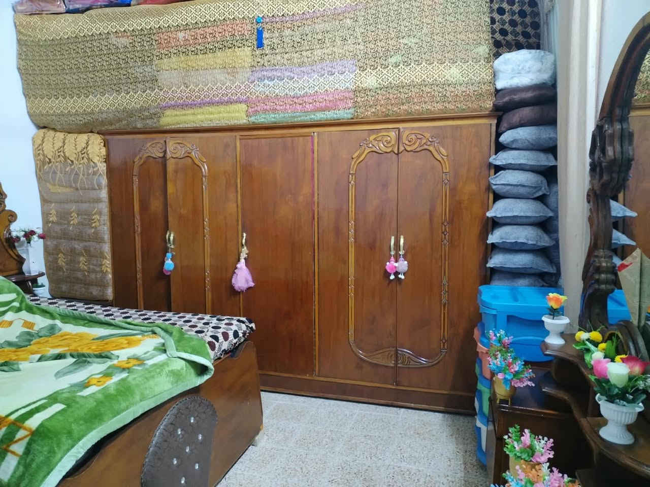 السلام عليكم غرفه اخشاب كلش نظيفه للبيع الشراي يتصل على الرقم السعر 550 وبيها مجال العنوان موصل رشيديه رقم الهاتف***********👍***********
