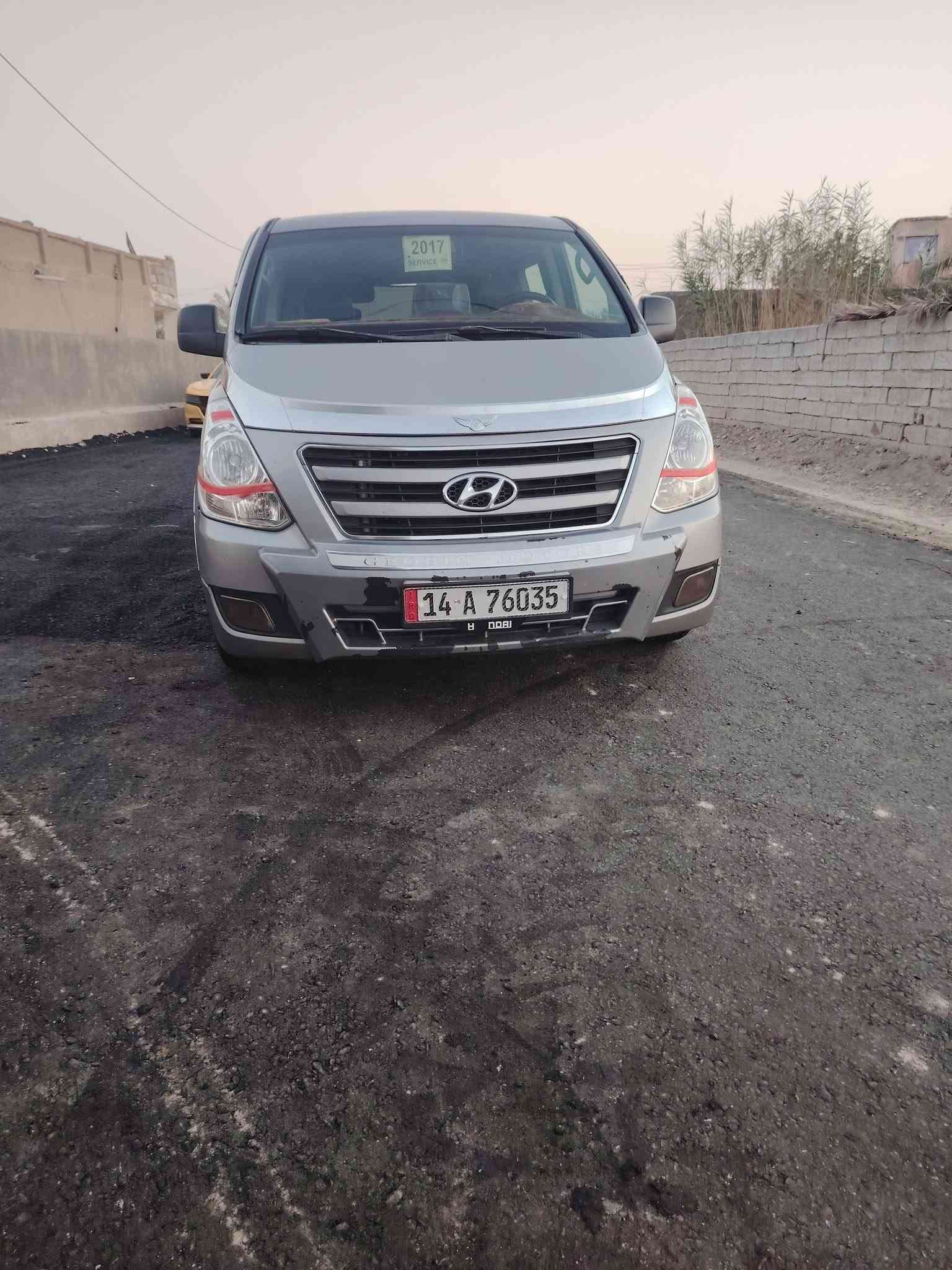 سلام عليكم ستاركس دبلو 2016 رقم بصره انكليزي السيارة مكفوله فقط جوملغ خلفي رش من كوريا حداديه تبريد ويل ViP حجم 17  مكان السياره السماوه الاستفسار الاتصال على الرقم *********** السعر 225 وبيه مجال

