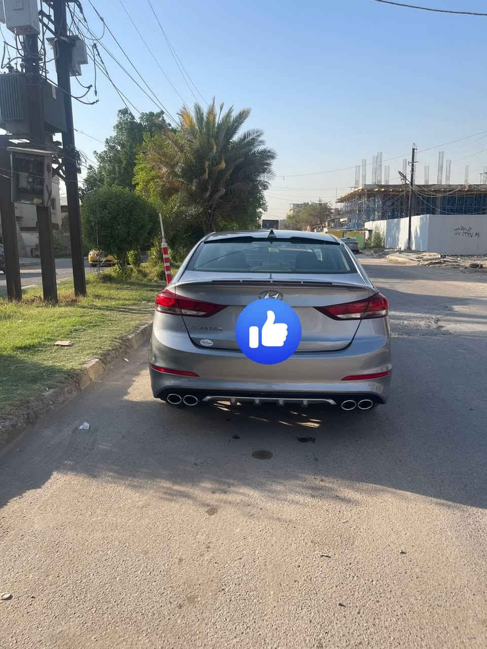 السلام عليكم النترا وارد امريكي ٢٠١٧ حادثهة البنيد فقط مثل مموضح بالصور السيارة فول عدا الفتحة ماشية ١٠٣ كير ومكينة مكفول التبريد ثلج تايرات جديدة والصدر جديد مابيهة ايي نقص خير من الله السيارة كلش جديدة رقم بغداد الانكليزي بيهة حالوب ومصلح نضريآ ابدد ميبين 
السعر ١١٥ وبيهة مجال  
الرقم ***********
المكان بغداد المشتل

