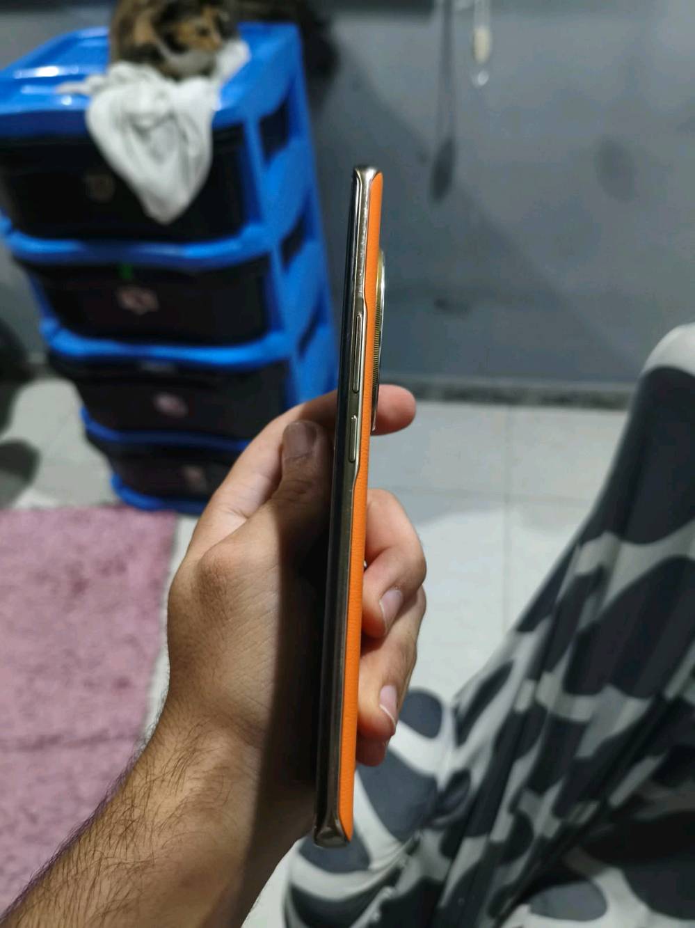الوصف

350 دينار

هونر x9c نضافه 90 مكفول من تصليح ضهر موضح بي سواد خفيف بدون ملحقات بس شاحنةة ويا شاصي بي شخوط مثل ما موضح سعره 350

مكاني بغداد صالحيةة