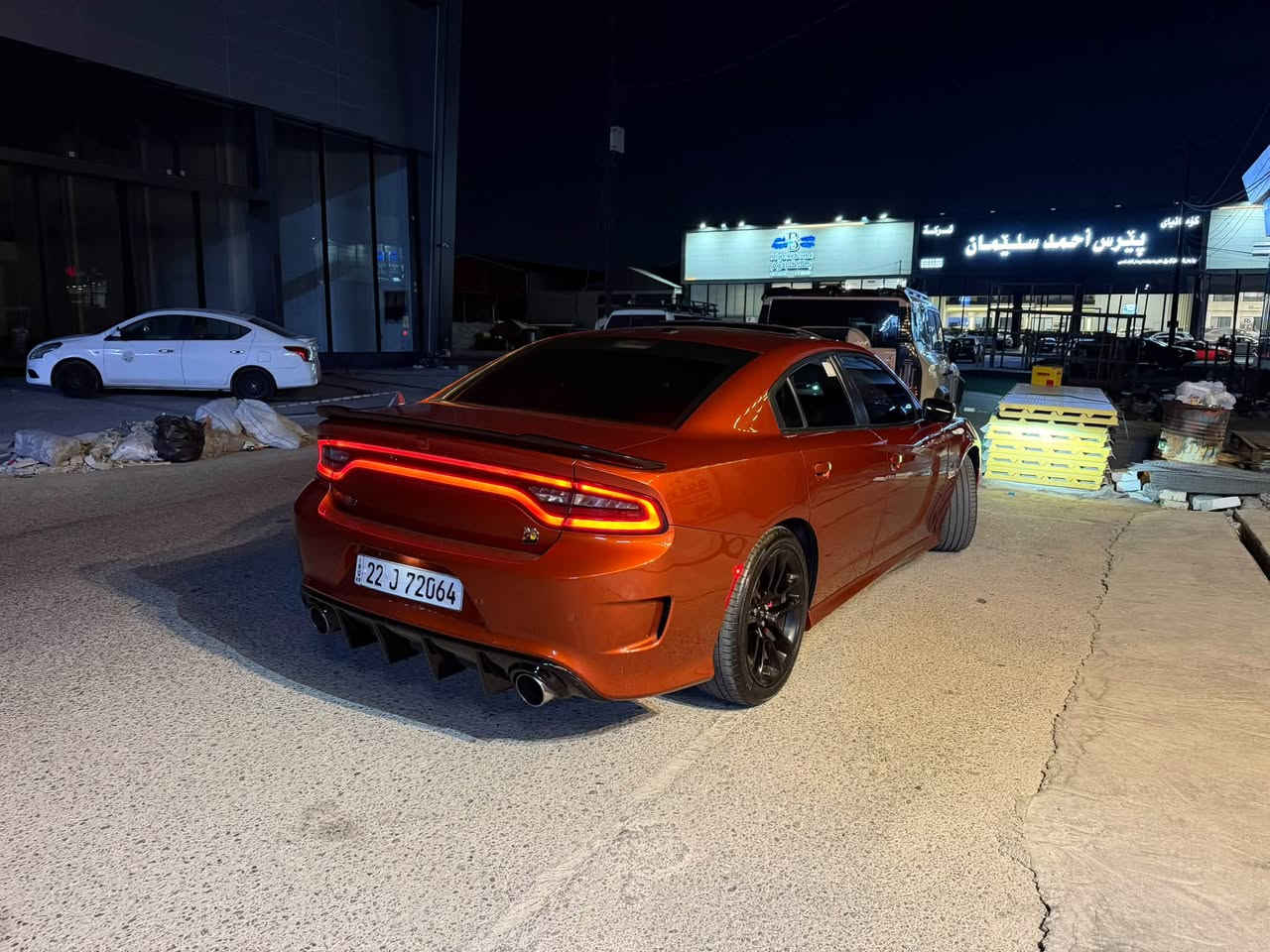 جارجر مشمشي سكات باك 8سلندر 6400. Srt  🐝🐝🐝🐝🐝🐝🐝🐝🐝🐝
2021 ماشية 43 الف مايل فقط خليجي هارلم صار بيها جاملغ الامامي الايمن جهة الصدر بدون لا فتح ولا لغود ولا اي شي فقط طخة خفيفة وخشم البنيد اصبع تعديل BDR فقط السياره ستوك على وضعية الشركة ما ملعوب براغيها حتى حجر بيها 

فول مواصفات رادار امامي  جانبي 

نقاط عمياء حساسات خلفية 

مراية تعتيم 

كشنات خزن داخل خردلي 

رادار جانبي

 كشنات تدفئة تبريد

 ستيرن تدفئة

 اوبشنات srt  لانج كنترول 

كشنات كهرب ستيرن كهرب دسكات برمبوا 

فول للاخير  رقم اربيل تحويل مباشر

تضليل 80% 

عليها ادامة كامله السياره من كل النواحي 

تايرات جدد 

للاستفسار ***********
