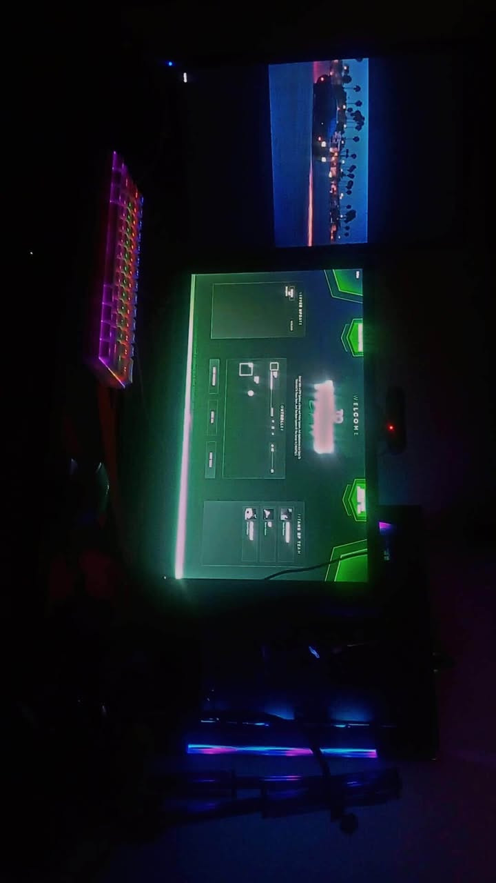 تجميعة للبيع او مرواس بدراجة شحن
i7 10700K مع كارت شاشة مدمج 

rx580 8g 

 8x2 ddr4 16g 3200

Ssd500  m.2 128 hhd 500

كيس ٤ فانات rgb مع هاب 

Power 500W مع rgb

شاشتين وحدة شركة asus والثانية شركة dell كيبورد وماوس  ثنينهن 75fps 

الحاسبة تشغل كل الالعاب شكو لعبة ابالك تشغلها و بأداء زين روكت ليك على اعلى اعدادات 240f فورت نايت اعلى اداء 144f ولعبة gta5 اعلى اعدادات ١٢٠ واي لعبة ابالك تكدر تجربها عليها مشتريها قبل ٤ اشهر القطع كلها جديدة والتجميعة اني لميتها قطعة قطعة 

 تجي تفحص يمي ب المحل وتاخذها مكاني بغداد شهداء البياع  *********** وموجود واتساب 

**والله الحاسبة كلش زينة وما ناوي ابيعها بس طالب سادس ودوام ومحتاج دراجة  اروح بيها وجي

