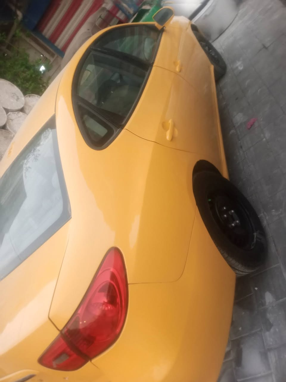 السلام عليكم النترا صابونه للبيع امريكي بلاديه ما مبدل اي قطعه حادثها اللغد سياره بلاديه هسه مصبوغه 2010 مكان بغداد رقم احمر معقب ب 500 يعطيك اياه يرادله بس 500 للرقم سعر 75 ما ابي واتساب الرقم ***********
