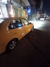 سياره فيرنا للبيع سياره بيها 2طخات بسيطات لا معيوده ولا مصبوغه مابيها ...
