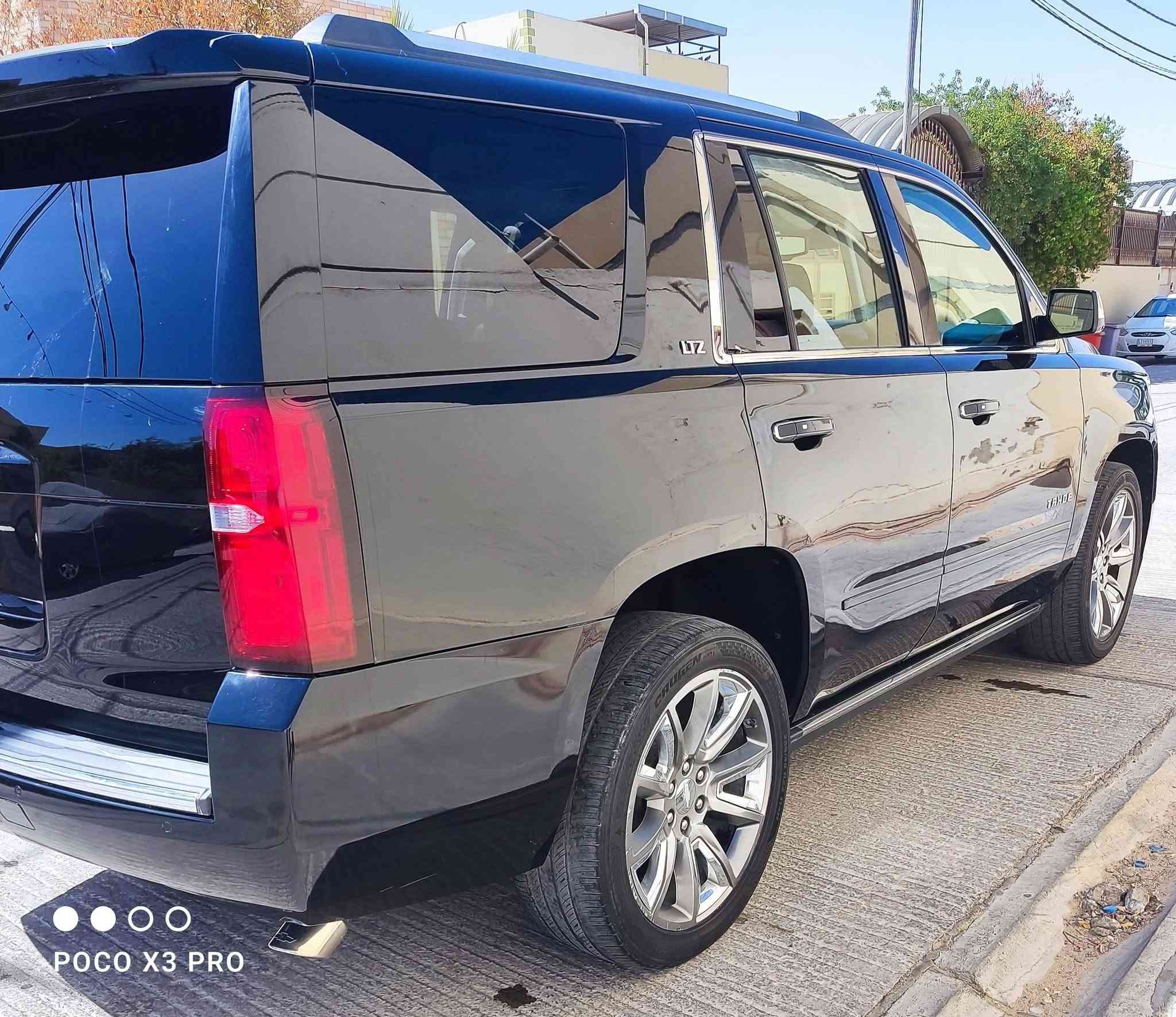 اللهم صل على محمد وال بيت محمد ...
السلام عليكم ...
للبيع شوفرليت تاهو 2015 LTZ 
وارد امريكي  ( كلين تايتل ) بدون حادث وبدون غرق
والتقرير مالتها موجود عندي
السياره تسجيل جديد ماماشيه بالعراق 
رقم بغداد دولي 
الحاله _ ممتازة جدا
تشغيل عن بعد _ كاميرا دوارة  _ رادارات امامية وجانبية _ حساسات تشغيل عن بعد _ دعامية _ بلاجكتور   _ كشنات جلد  كهرباء حتى المقاعد الخلفية _ كشن خزن _ كشن تبريد تدفئه  _ كشن السائق رجاج _  تبريد 3 قطع _ صندوق جك كهرباء  _ 4 يدات بصمه _  usb _ بلوتوث _  سلايد روف _ قاصه _ ستيرن كهرباء - دوسات بانزين وبريك كهرباء _ عتب ابواب كهرباء 
وبعد بيها كومه مواصفات تجي وتشوف بعينك افضل 
السيارة باقية ع نظافتها
صبغ بنيد فقط اثر جراد بدون حادث فقط صبغ
محرك وكير بحالة ممتازه برغي واحد مامفتوح بيها
ويل LTZ حجم 22
للاستفسار الاتصال على الرقم *********** 
السعر 310 وبيها مجال بسيط 
اخوان اعتذر عن المراوس ابيع نقد فقط واذا ما عجبك السعر صل على النبي واعبر والمنشور 
@إشارة

