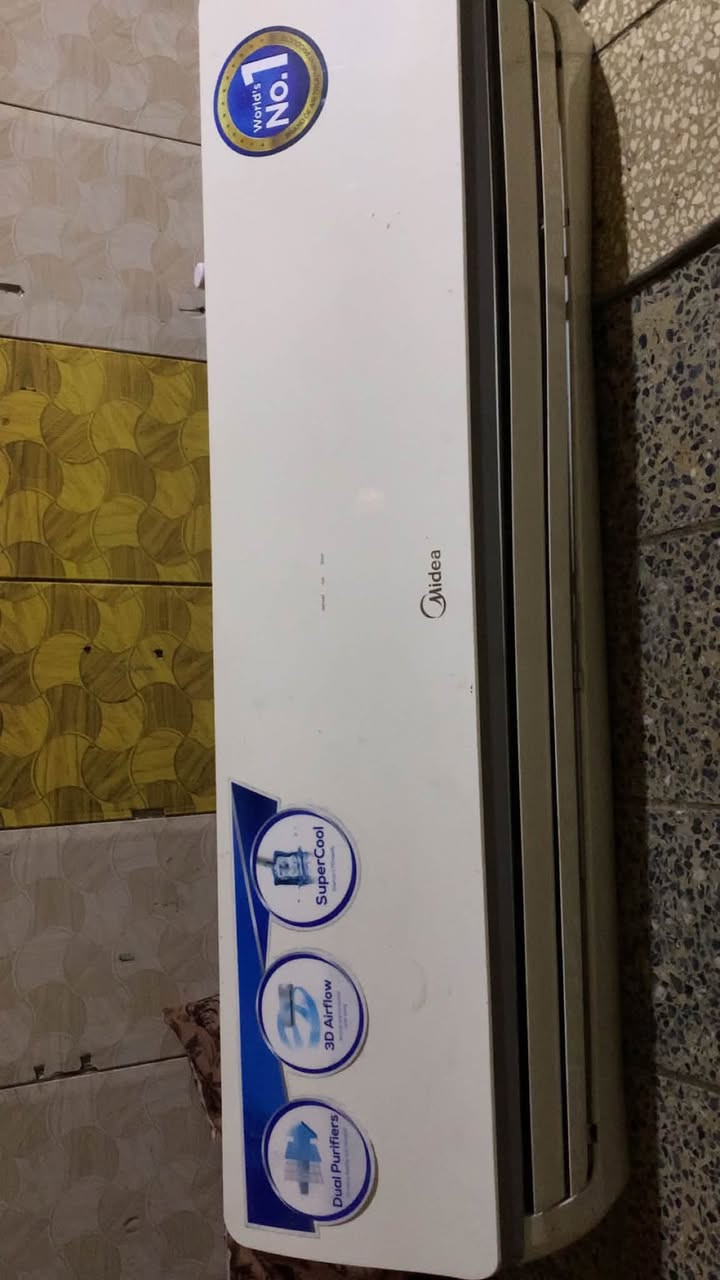 لبيع سبلت مستخدم ناقصه بس غاز  2طن السعر600  مكاني مدينت الصدر متواجد وتساب***********
