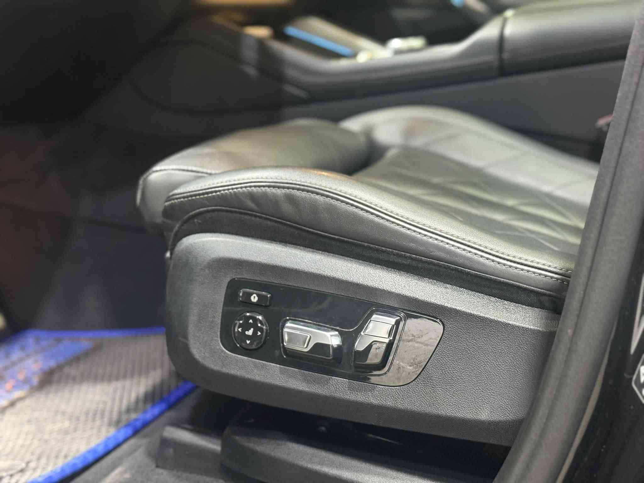 X6 • بلاك ادشن • ٢٠٢٥