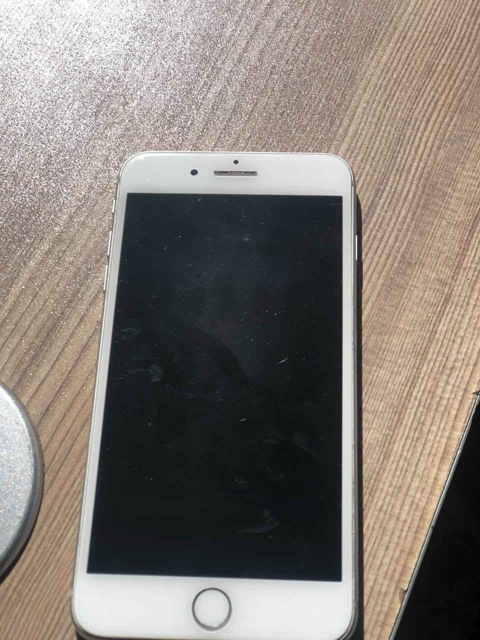 جهاز 8بلاص وضع شركة بس مبدل بطارية 100 الباقي نضيف مثل ما موضح بل صور كلو شغال السعر 150 وبي مجال ***********
