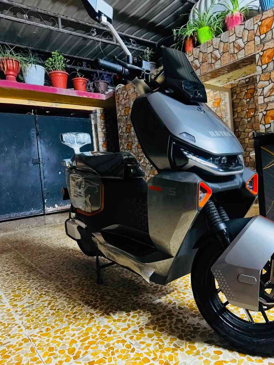 دراجه المالكه ريان 2026 المسافه 108 كيلو ماشيه والسعر مليون او 900 او شرط ضمان نطيك 6 اشهر بيه استفسار *********** اسيا *********** ❤️
