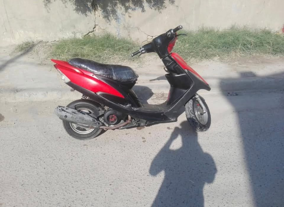 سلام عليكم ماكس 120 عدلة نضافة فول بس عداد السرعة عاطل سعر 400 وبيها مجال حك الجية
‭***********‬
