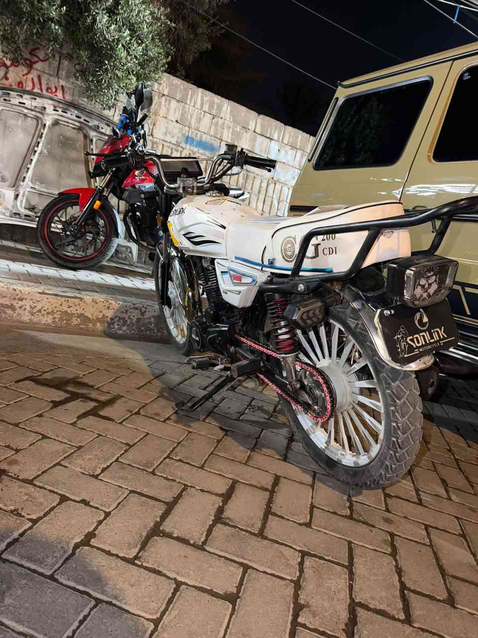 إيراني • ٢٠٠سيسي • أوراق كاملة