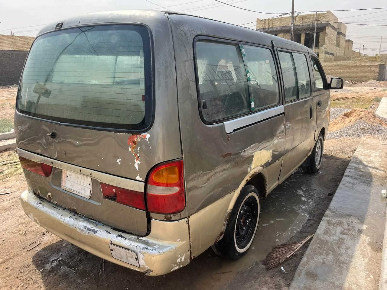 بريجو ٢٠٠١ للبيع رقم حمل  رقم بغداد مكينه جديده العنوان بغداد العبيدي  السعر ٣٠ وبيها مجال بصيط  الرقم التلفون ***********￼/***********
