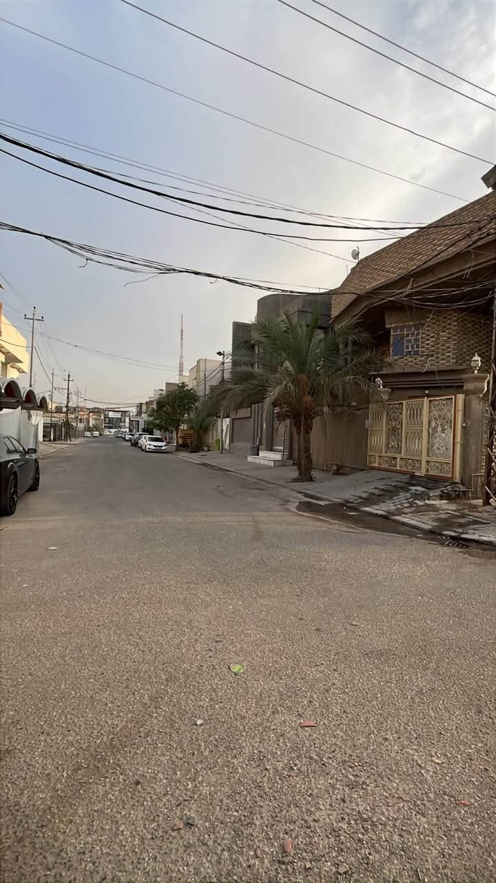 حي الفرات • ركن على شارعين • ٢٠٠م