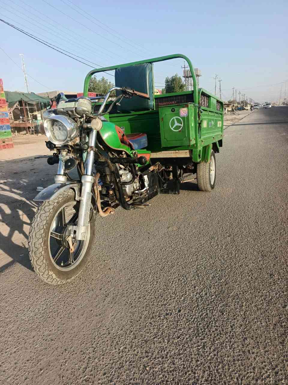 السلام عليكم ستوته للبيع مديل ٢٢ اوراق ستوته خير من الله شغال كل شيء بيها كهربائيات لايت هورن ستوته نضيفه للاستفسار اتصل ***********
