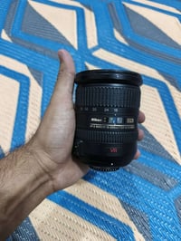 للبيع عدسه نيكون18-200(DX-VR) نظيفه كلش شغاله اتو ومنوال ومانع اهتزاز ...