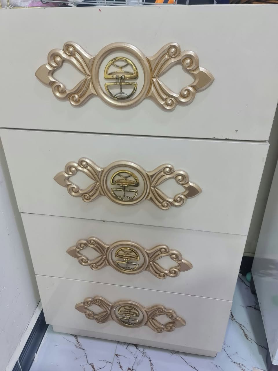 غرفة نوم ماليزي • البصرة • مهيجران