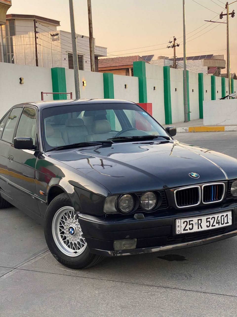 بي ام 525 • 1992 • بدون ضربه