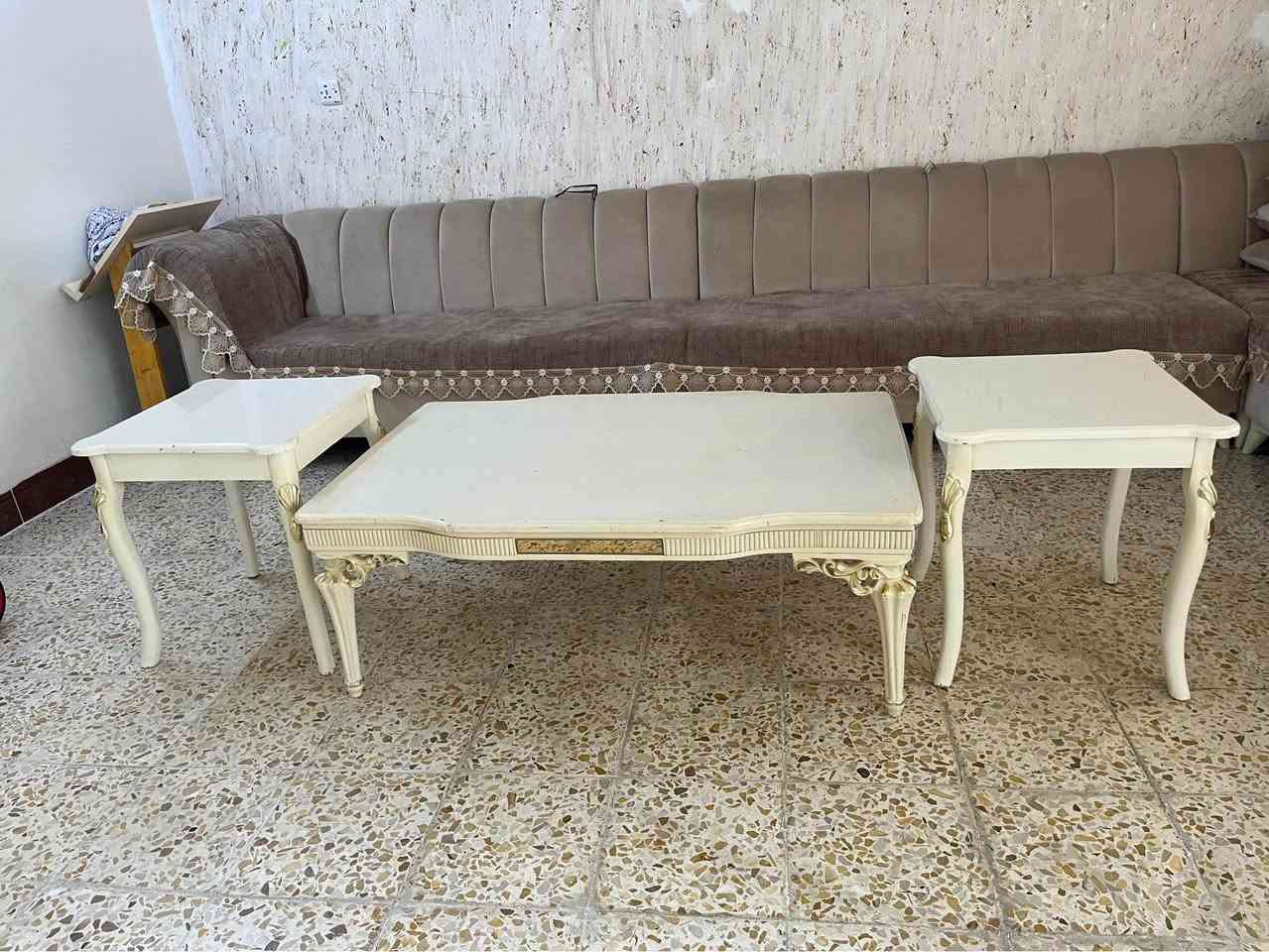ميز • طبليت • نظيف