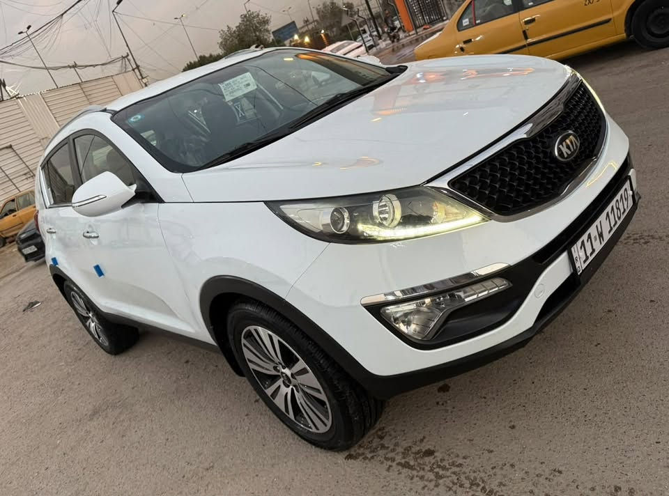 السلام عليكم … بيع فقط …
كيا سبورتج ٢٠١٥ خليجي رقم بغداد بأسمي تحويل مباشر مواصفات عادية اشارة بلمراية ومري شفط وحساس خلفي مكينة ٢٠٠٠ دوش بيها بابتين صبغ اثر شخط بدون دواخل سيارة جديدة وجاهزة من كل النواحي ماشية ١٨٠ تبريد تدفئة كير مكينة كهربائيات صدر تايرات كلها مكفولة وخير من الله متصرف عليها ولا ربع عارضها ١٣٣$ مكاني بغداد الاعظمية للاستفسار *********** غير متواجد علفيس .
