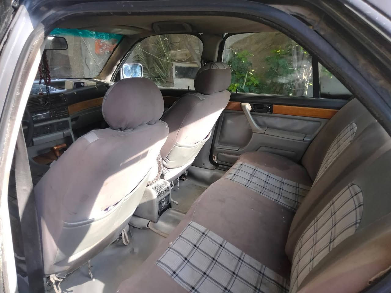 سيارة BMW 735 موديل 92 محرك و كير مكفولات تبريد شغال ثلج سعر 38 ورقه وبيها مجال
رقم بغداد الماني ... مكانها بغداد
واتساب 
***********
