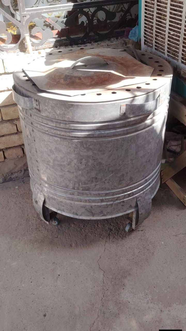 ٤للبيع غراض نظيفه واسعار مناسبه راسلوني وتدللون مكاني ابو غريب خرنابات شارع السجه ٠٧٨١٧٩٢١٧٠
