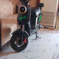 دراجة شحن • ار9 • بطاريات متفوخات