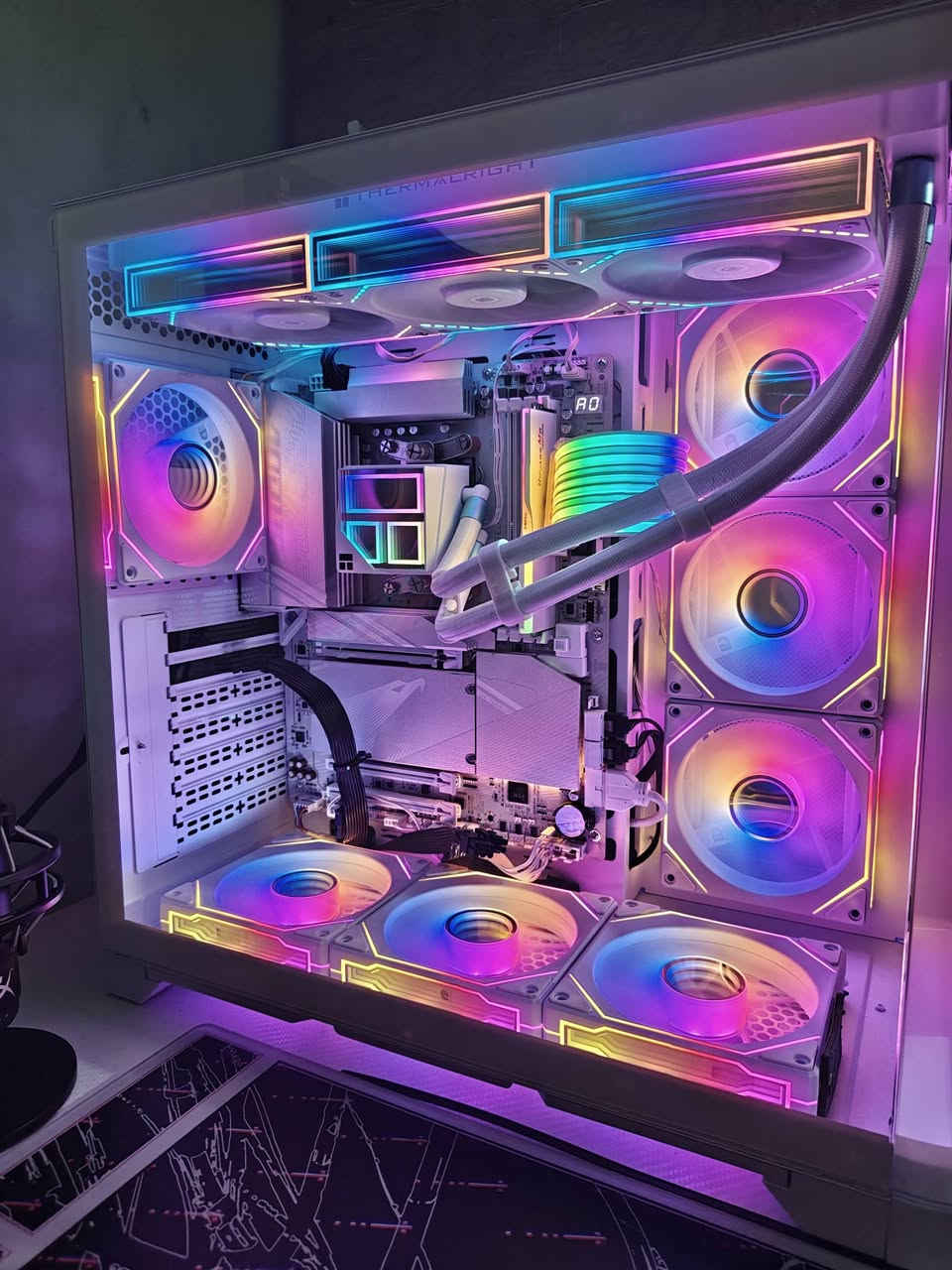 رايزن 7700 • مذربورد AORUS X870 • رام 16GB DDR5
