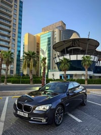 بي إم دبليو 750i • ٢٠١٤ • ٧٠ ألف