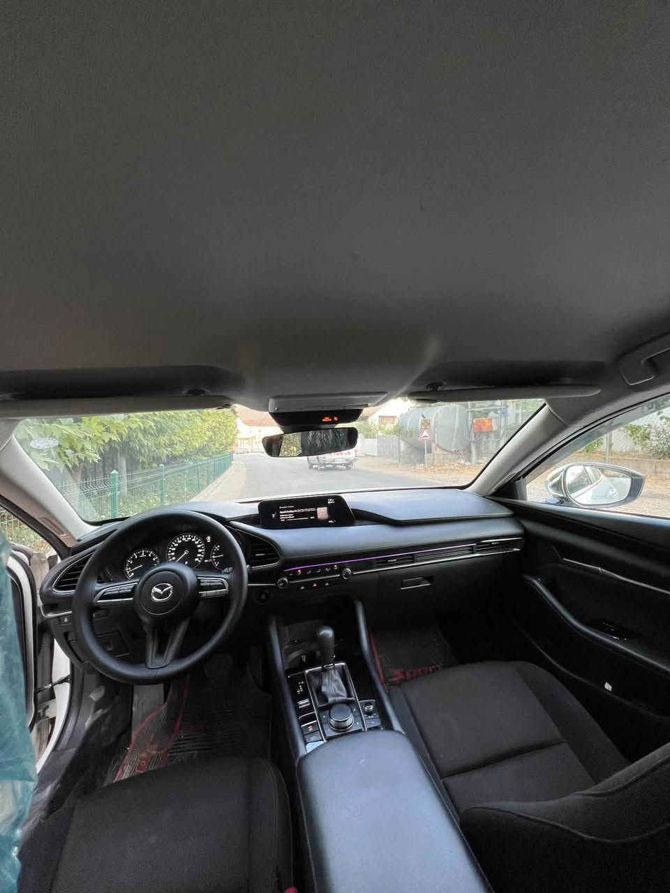 Mazda 3 2022 

‎بسم الله الرحمن الرحيم 

مكینەی ٤ بستۆن حجم 2.5 بی تۆربۆ بی 
دەبل اكسل.مكینەی مەرخوب...گێر و مكینە 
بە شەرت .یەك پارچەی دەعمە   بێ ناوگرتن سێ پارچە پەمپی ئەمەریكایە بي سارده بي چال 

٧٨ km حقیقی ڕۆشتوە 

سوکان فولیوم،تحديد سرعة   ، شاش گەورە   ، تەبریدمركزي  ، حاسە  ، بلاجیکتۆر ،  ئاوێنە ئیشارەت ،پێنج ویل کەپ ، eco،  ، کامیرە ،

. نرخ. ١٢٥. وه ره قه و كه ميك مه عامه له.::::   سلیمانی 

*********** السليمانية, العراق
