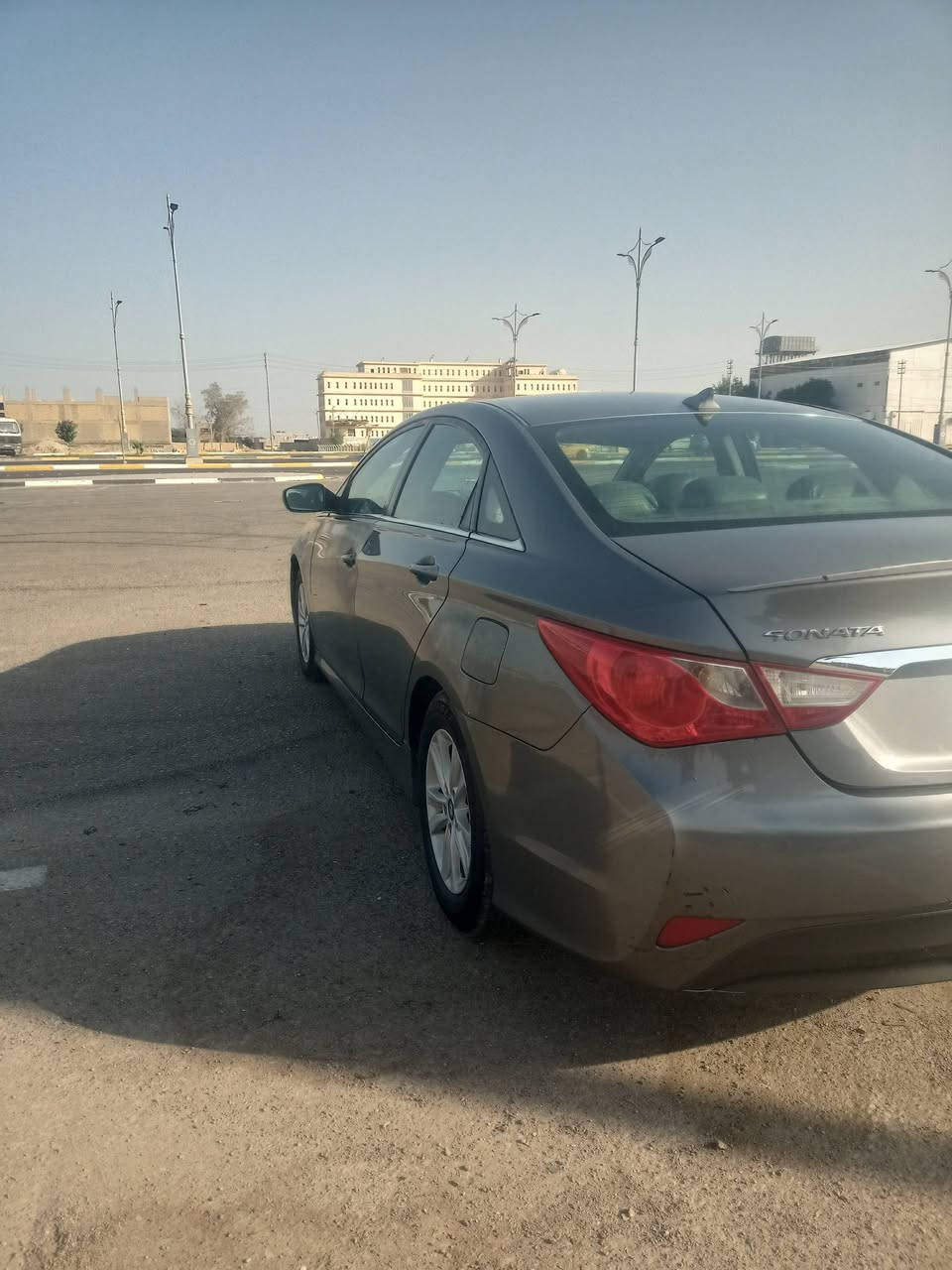 سلام عليكم للبيع سوناتا 2014
مكينه 2400  GDl وارد امريكي تبديل چاملغ وبنيد 
كير بي عته مكينه خير من الله حداده تايرات جدد
السعر 80 وبيه مجال مكاني كربلاء 
رقمي ***********
