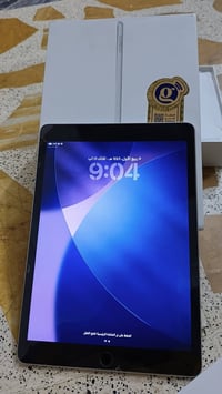 ايباد Apple9 مع جميع الملحقات النظافه ١٠٠٪ السعر 🔥350 وبي مجال للاستفس...