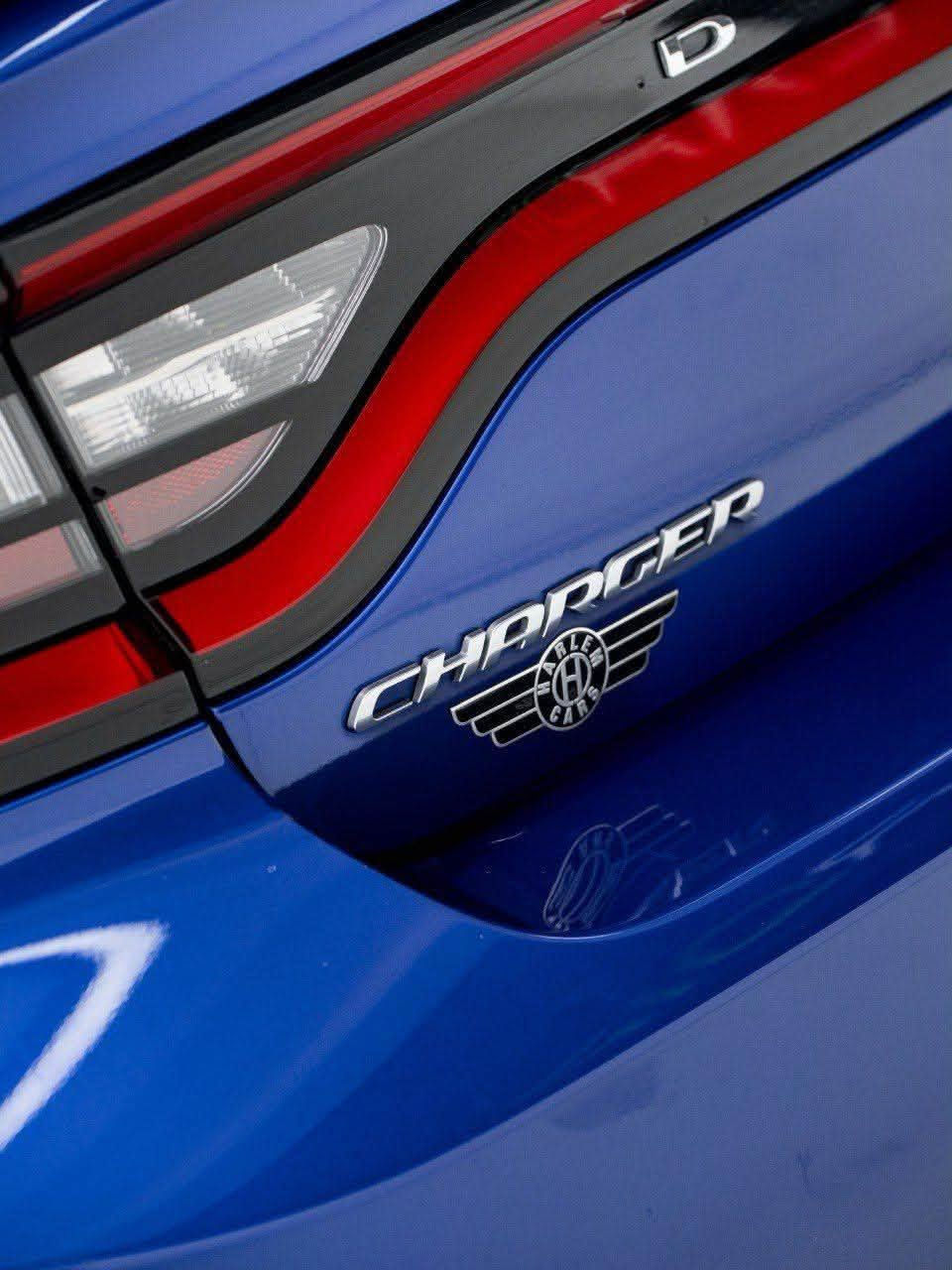 السلام عليكم 2021 dodge charger GT v6
خليجي وكالة هارلم رقم شمالي أربيل تحويل ثاني يوم 

فول السيارة  عدا الرادار 

السياره مغلفة ppf 

الجلد طبيعي اصلي ضمان 5 سنوات 
والتغليف ppf ضمان 5 سنوات

السياره مكفولة  كفالة عامة  بدون صبغ
 
مكان السياره بغداد  

للاستفسار :***********
