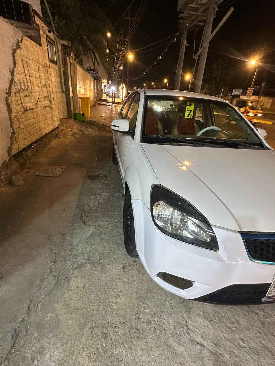 كيا ريو 2012بصره بسمي خليجي مكفولة كفاله عامه صبغ والضربه والتبديل مكينه 1600جديده كير حداده تخم تاير سياره جديده السعر 83وبيها مجال *********** البصرة, العراق

