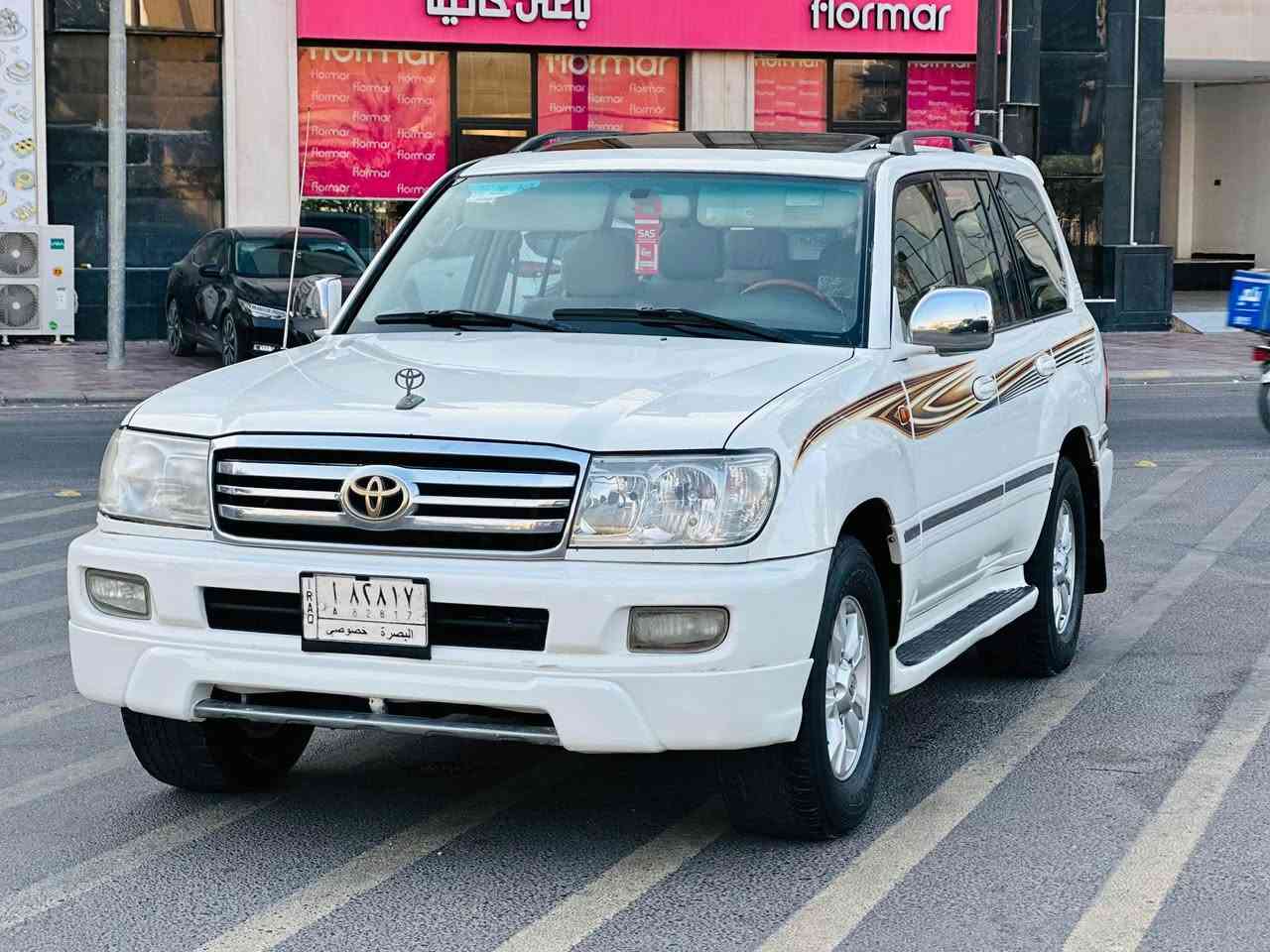 تيوتا لاندگروز فول مواصفات خليجي 2007 سياره جديده كفاله عامه رقم بصره مكانهه كربلاء السعر 167 الشراي يتصل*********** كربلاء, العراق
