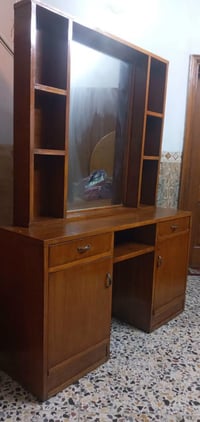 ميز تواليت • مستعمل • بغداد حي الإعلام