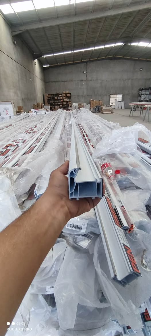 يتوفر مقطع pvc firat pen وباسعار مناسبة
ابو غريب حي غواص 

‭***********‬
