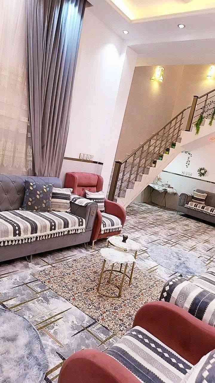 ديوان 10مقعد تسكام  ب250نهايتهه  تخم 10مقعد تسكام نظيف مابيه اي ضرر ب،400نهايته
