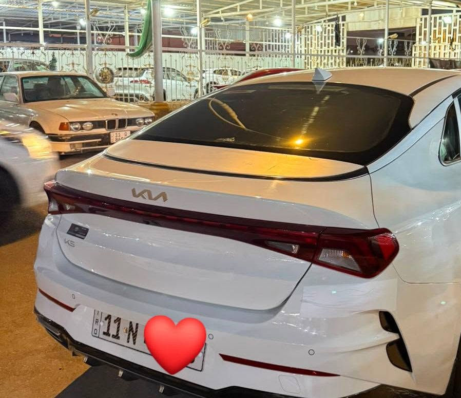 السلام عليكم بكلايت كي فايف كامل جهتين مع المصطره تفصيخ خليجي للبيع شرط من الشخط السعر 300 الف ***********
