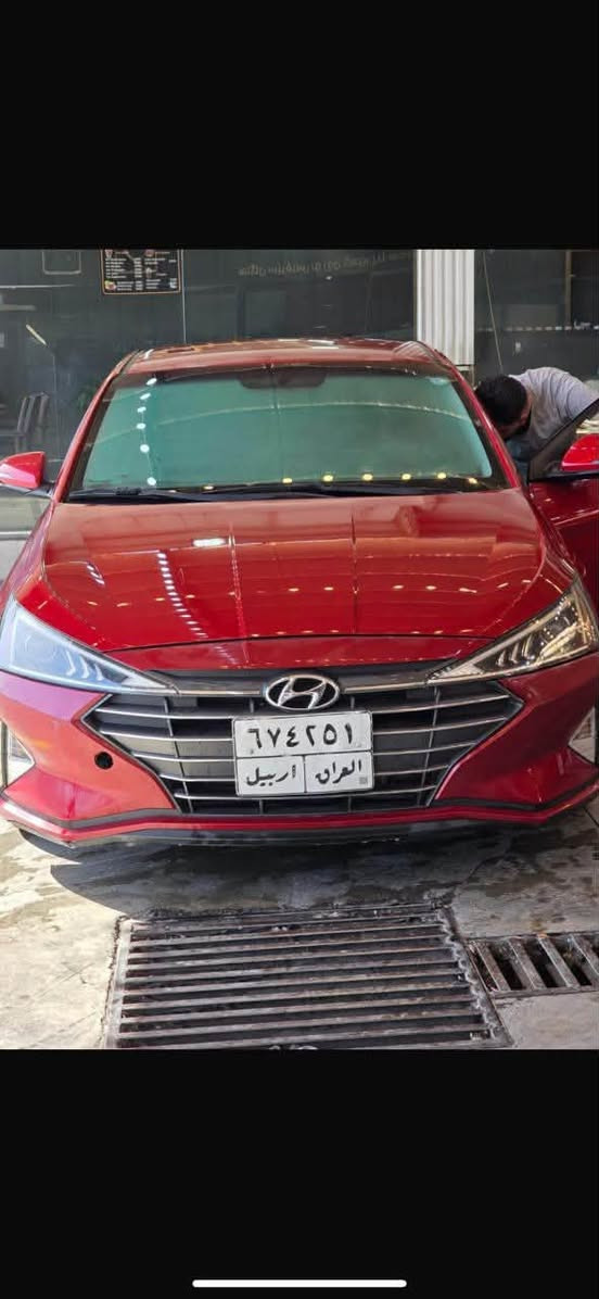 السلام عليكم
🚘 هيونداي النترا 2020
🔴 لون أحمر  
🔥 تدفئة مقاعد  
📍 ماشية 130 ألف كم  
📷 كاميرا خلفية  
📱 Apple CarPlay / شاشه جبيره
مكينه 2000 دوش 
كير اي تي

🔴🔴🔴 السياره رقم اربيل الجديدد تحويل ثاني يوم 

السيارة وارد أمريكي، بيها ملاحظات بسيطة من حادثها الأمريكي، وتحتاج بولش وترتيب بعض الأمور.  
الميكانيك جاهز: مكينة، گير، صدر وكلشي تمام، والسيارة جاهزة للفحص.

📍 المكان: بغداد  
💰 السعر: 120   
📞 للاستفسار: ***********
