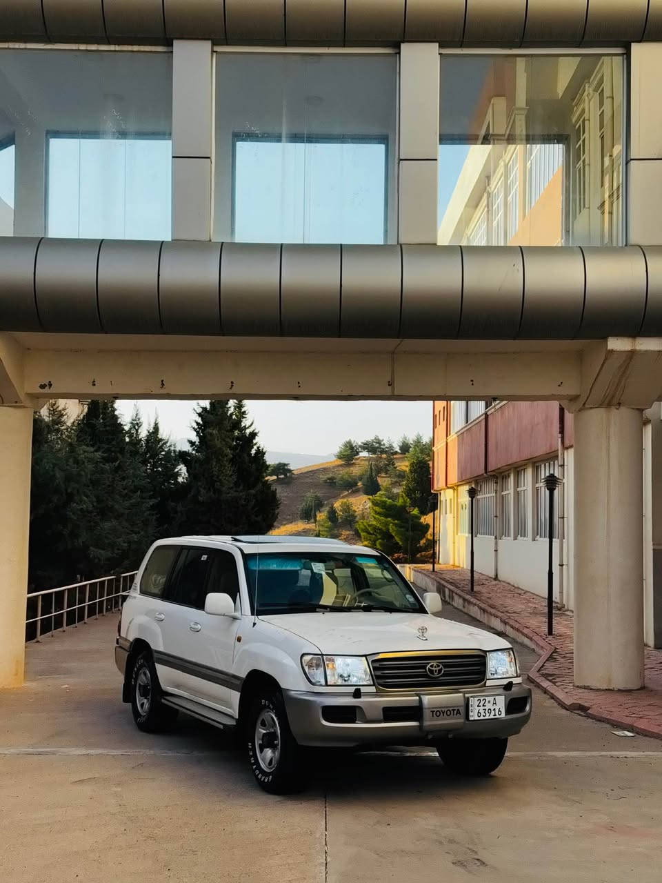 لاندكروز VXR • ٢٠٠٤ • فل اوبشن