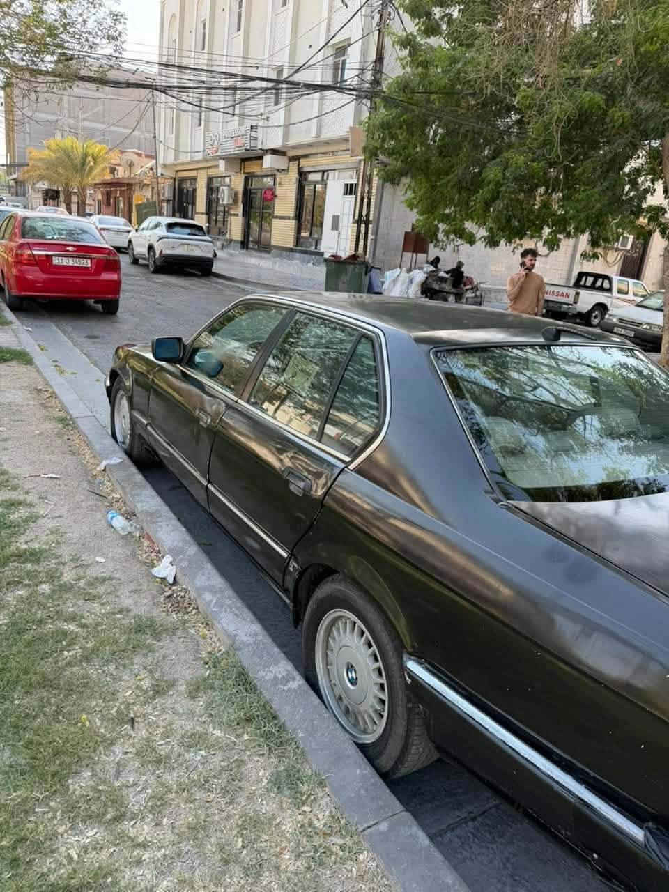 سلام عليكم بي ام حجم 735 رقم مميز مكينه وكير بطه مكينه كايمه بس تشتغل السياره ابيع كوم حديد السعر 36 وبيه مجال بسيط حك الجيه ***********
