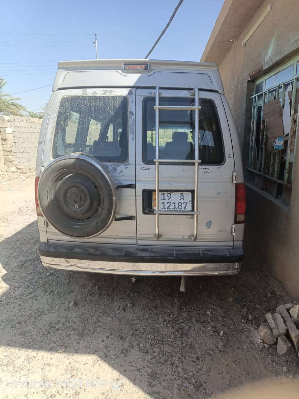 للبيع فان سترو سياره خير من الله ونضيفه
وسعره مناسب 37ورقه بيه مجال ورقمه كربلاء مكانه بغداد شعله 
رقم صاحب سياره ***********

نص مكتوب في الصور:
- Infinix HOT 60 Pro+
- Infinix HOT 30 Pro
- Infinix HOT 30 Pro+