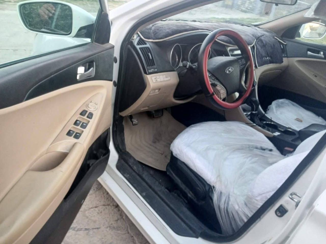 سوناتا بيع مستعجل رقم اربيل موديل 11 أمريكي قطعتين ونص محرك وكير كفاله عامه تبريد ثلج صدر تايرات جديد مابيها نقص برغي السعر 88 بيها مجال قليل ***********
