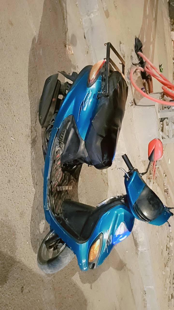 للبيع دراجه دولفين 140نكر سلف وهندر وكهربايات شغاله
للبيع دراجه دولفين 140نكر سلف وهندر وكهربايات شغاله 
المحرك شرط فقل ما مفتوح شاده البارحه مال حاويه السعر 675وبيه مجال.... والمحرك الثاني مالته كايم سعر 100وبي مجال محرك كامل  الغراض  ويا يحتاج فقط تجفيت  رقم (***********)مكاني كربلاء

