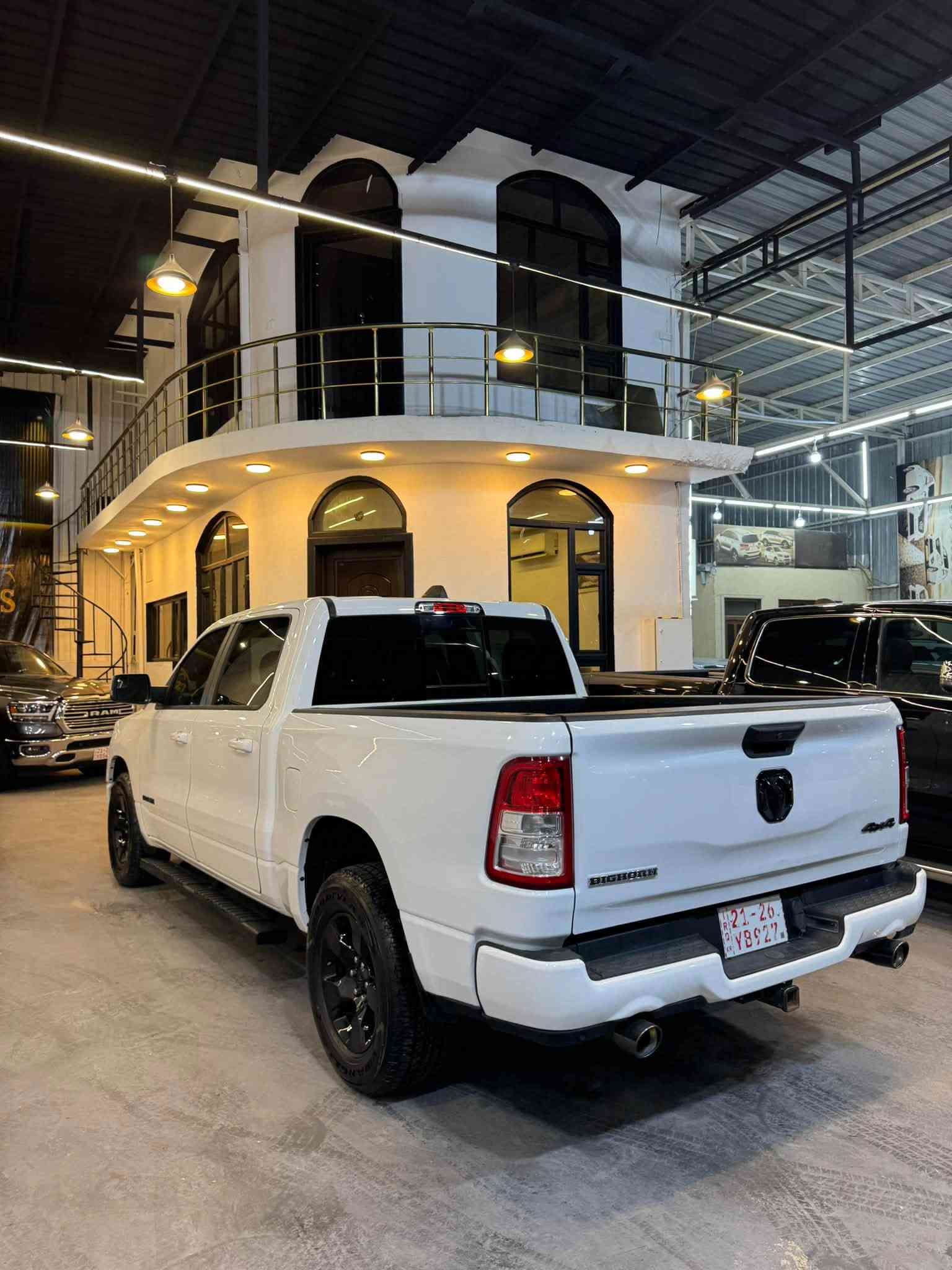 رام 2024 بك هورن
محرك  V6 3.6 ايتورك
ماشيه 65 الف 
فور ويل   4X4
بدي قصير باب طويل
كشنات هيتر  
بدون صبغ
جامرلغ تبديل بلادي
بدون دواخل بدون ارباك 
يترقم شمالي شرط الترقيم
السعر//  280 
عنوان كركوك شارع المعارض 
***********

