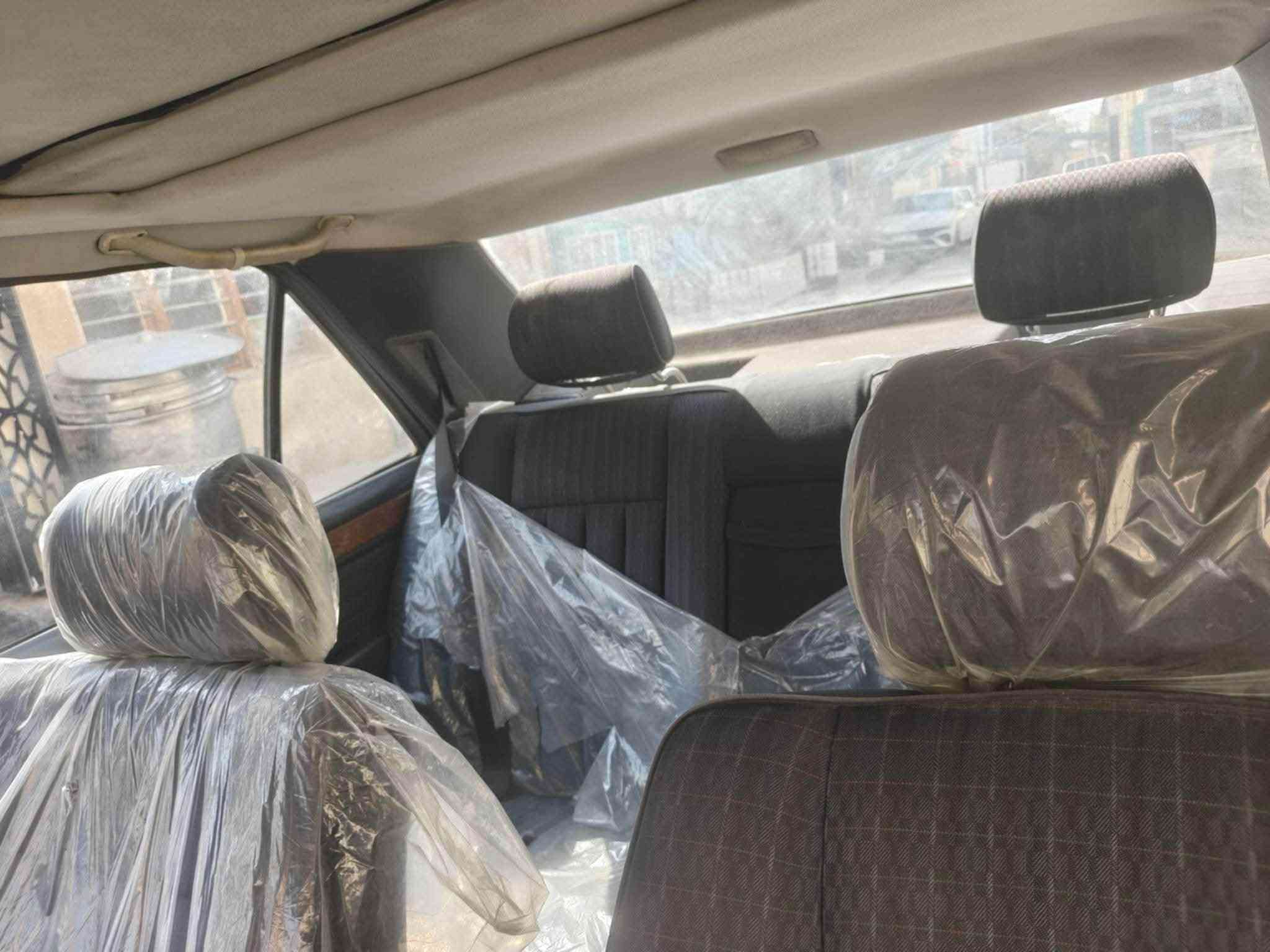 للبيع مارسدس دب موديل ٩٣ محرك ٤ سلندر سياره معدل وسحب اقوم من ٦ سلندر وقتصاديه حيل مكينه وكير جدد حداديه امامي خلفي تخم تاير جديد كهرباايات شغاله تبريد ثلج منضومه جديده من طول لطول سلايت طكتين رقم نجف شرط التحويل بيع ومراوس سعر ٧٢ مكان سياره بغداد العماري ستفسار ***********
